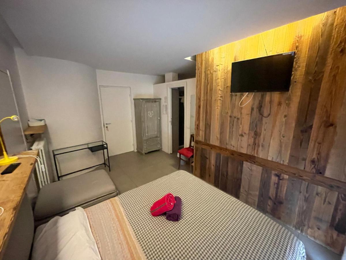 One Apartment
